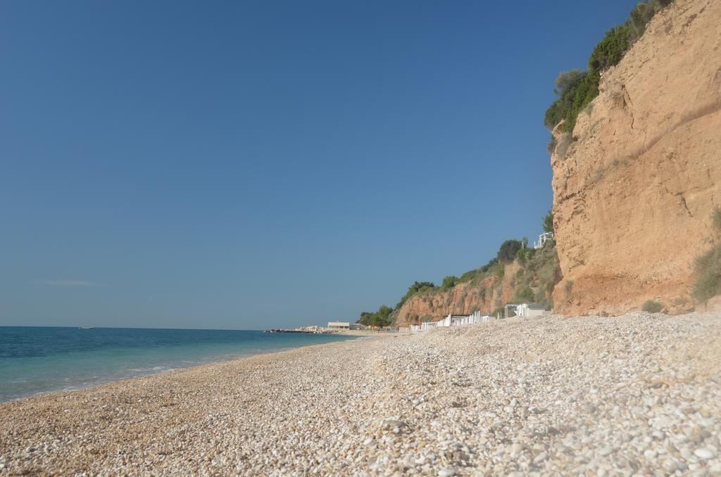 Leonardo Casa Vacanze Villa Mattinata Esterno foto